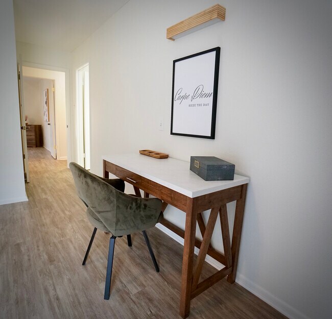 Building Photo - 1145 Sunmeadow Dr