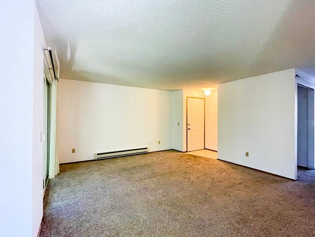 Building Photo - Carroll 4 Plex (LO)