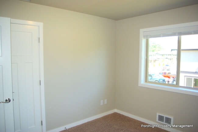 Building Photo - 2003 Aaron Dr