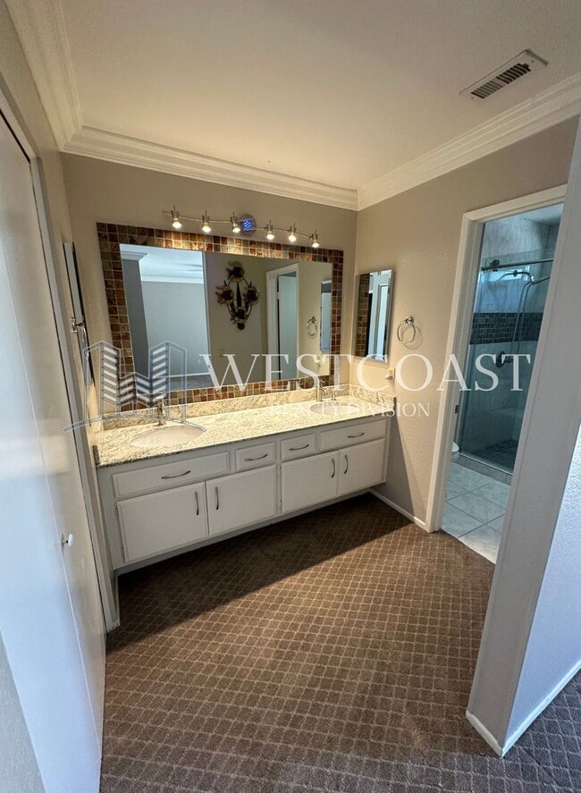 Building Photo - Charming 4-Bedroom Home in Tranquil Chino ...