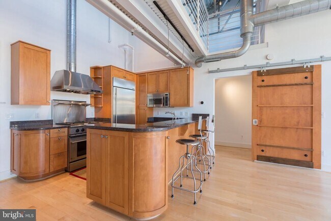 Building Photo - 2328 Champlain St NW