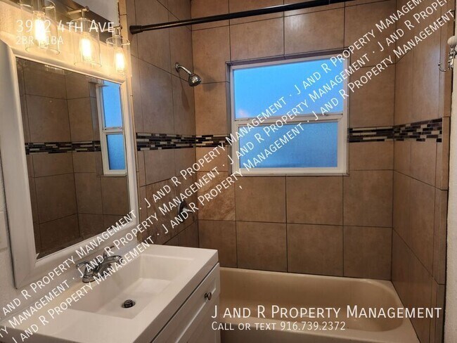 Building Photo - 3972 4th Ave