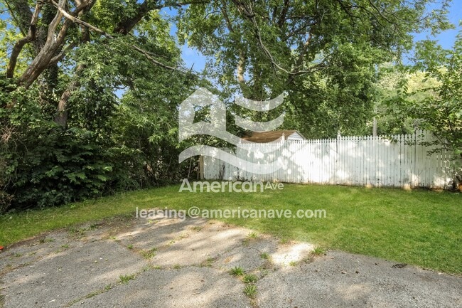 Building Photo - 3316 E 59th St