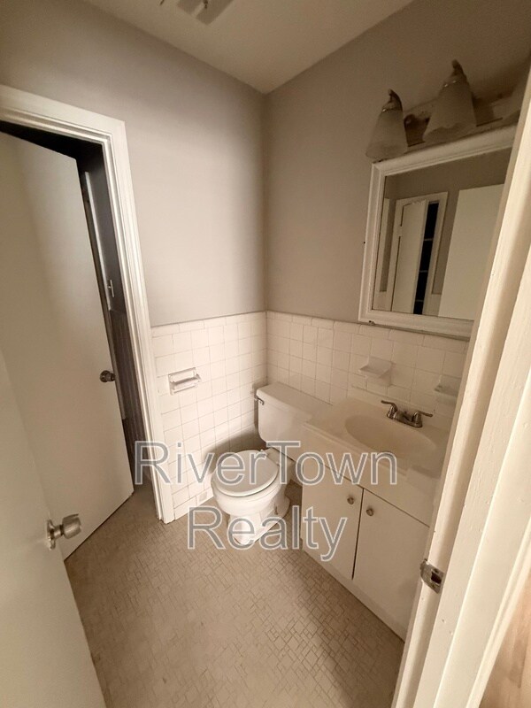 Building Photo - 3113 Wickham Dr