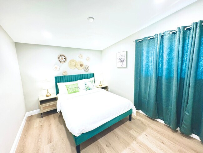 Building Photo - 13824 Powers Rd