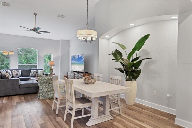 Building Photo - 5445 46th Ct W