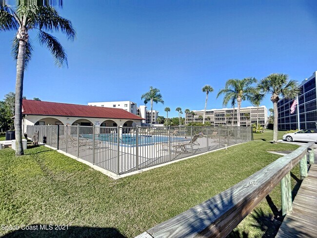 Building Photo - 5800 N Banana River Blvd