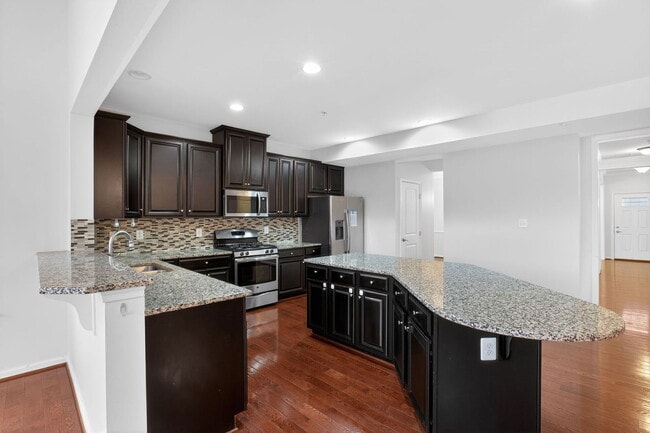 Building Photo - 108 Pollen Dr