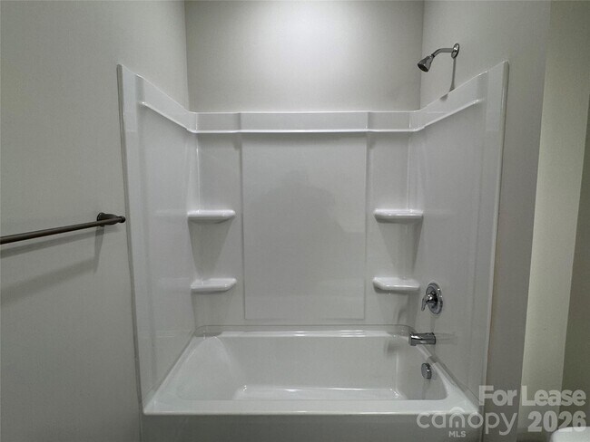 Building Photo - 106 Titanium Dr