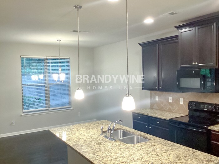 Building Photo - 397 Lossie Ln