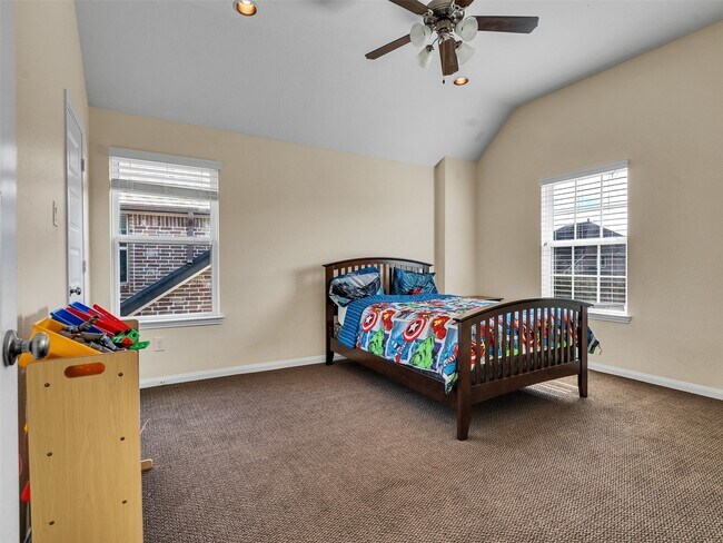 Building Photo - 10135 Cypress Path