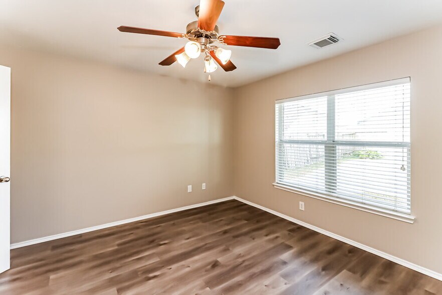 Building Photo - 7510 Braeberry Ct