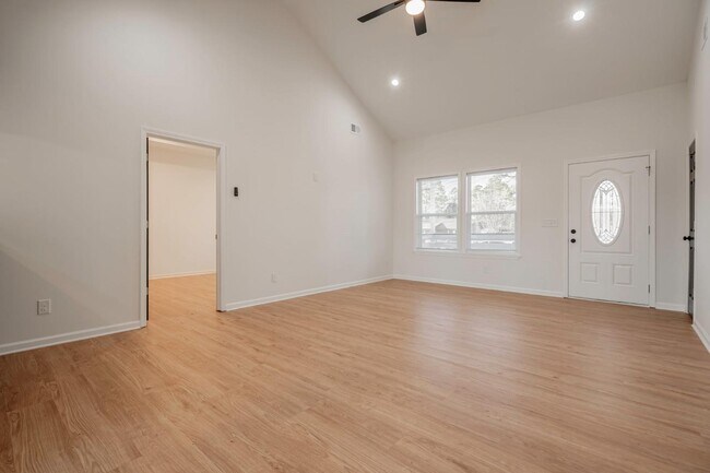 Building Photo - 216 Acie Ave