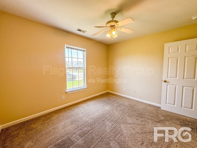 Building Photo - 5180 Deveron St