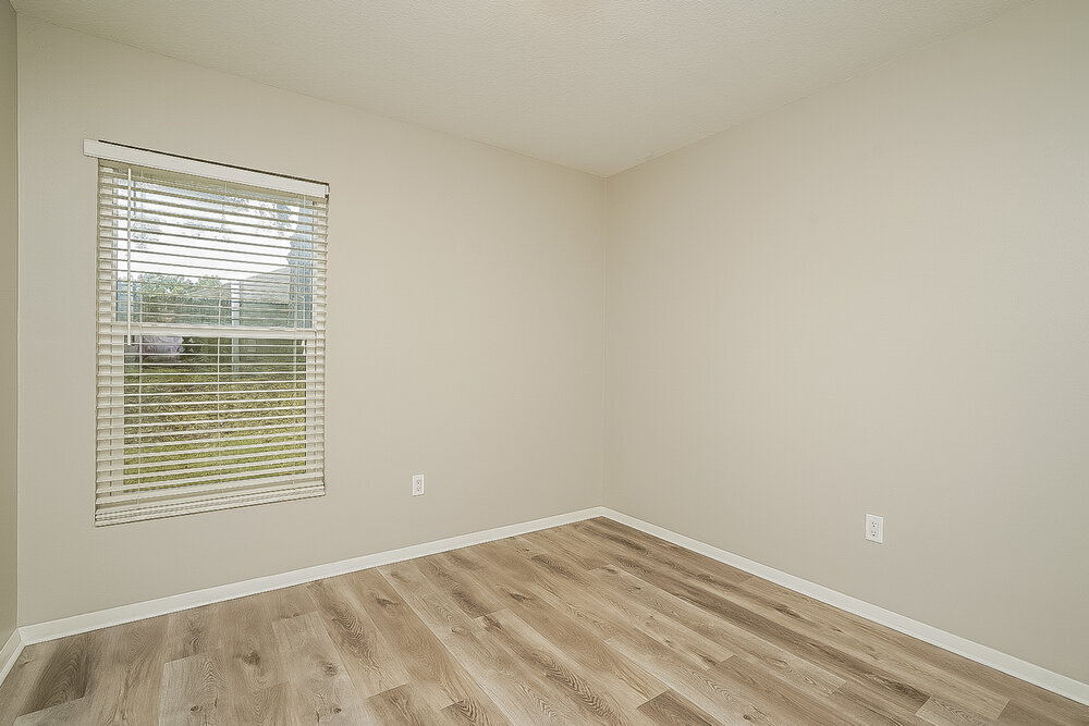 Building Photo - 1418 High Knoll Dr