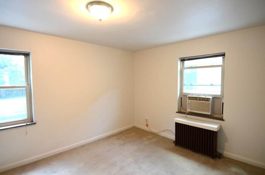 Building Photo - 2541 Williams Ave