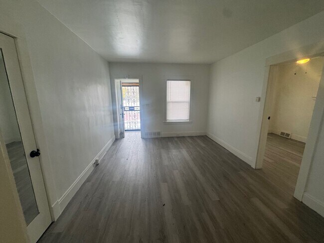 Building Photo - 13302 Ferris Ave