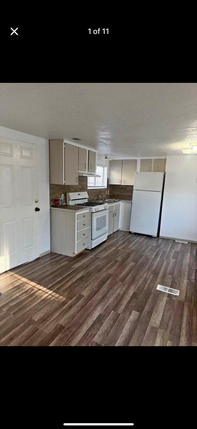 Building Photo - 1633 Calvo Dr