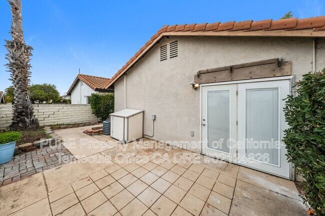 Building Photo - 209 Conifer Dr