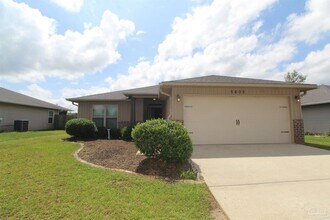 Building Photo - 5605 Peach Dr