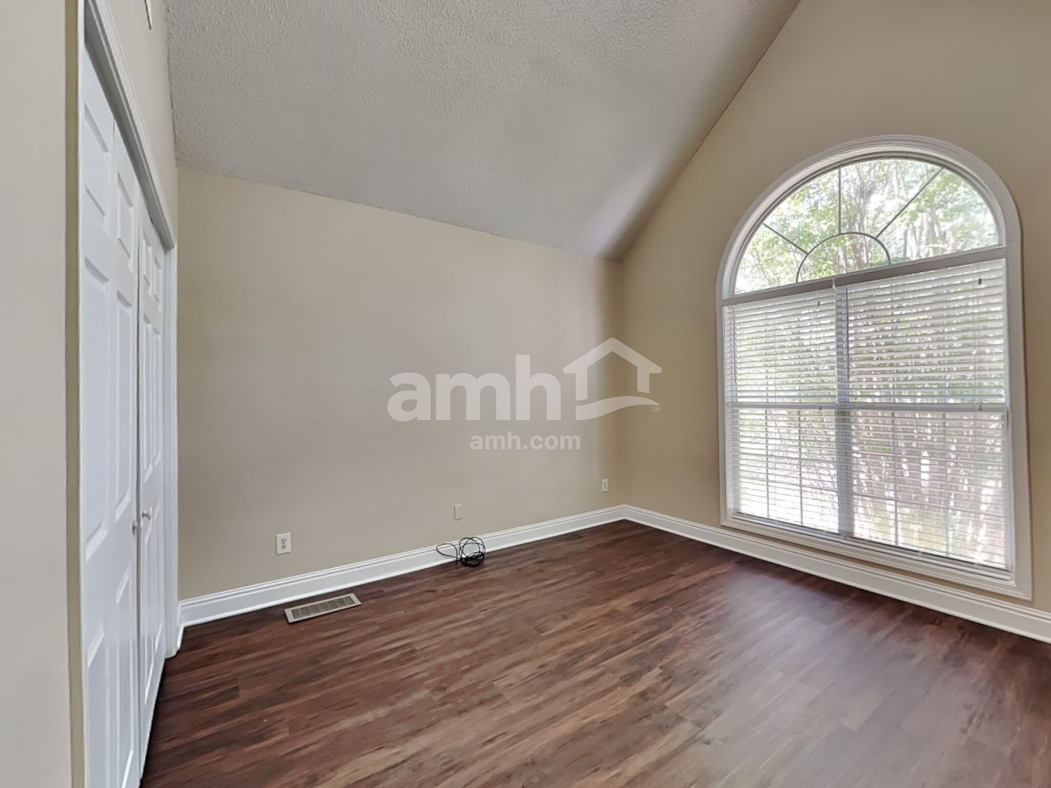Building Photo - 154 Acadian Dr