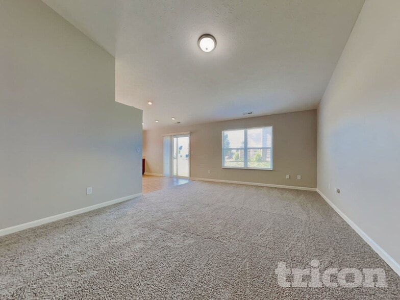 Building Photo - 4822 Penoyer Ln