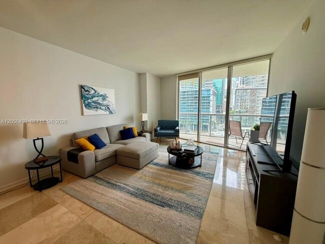 Building Photo - 475 Brickell Ave