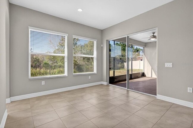 Building Photo - 2589 Gwynhurst Blvd