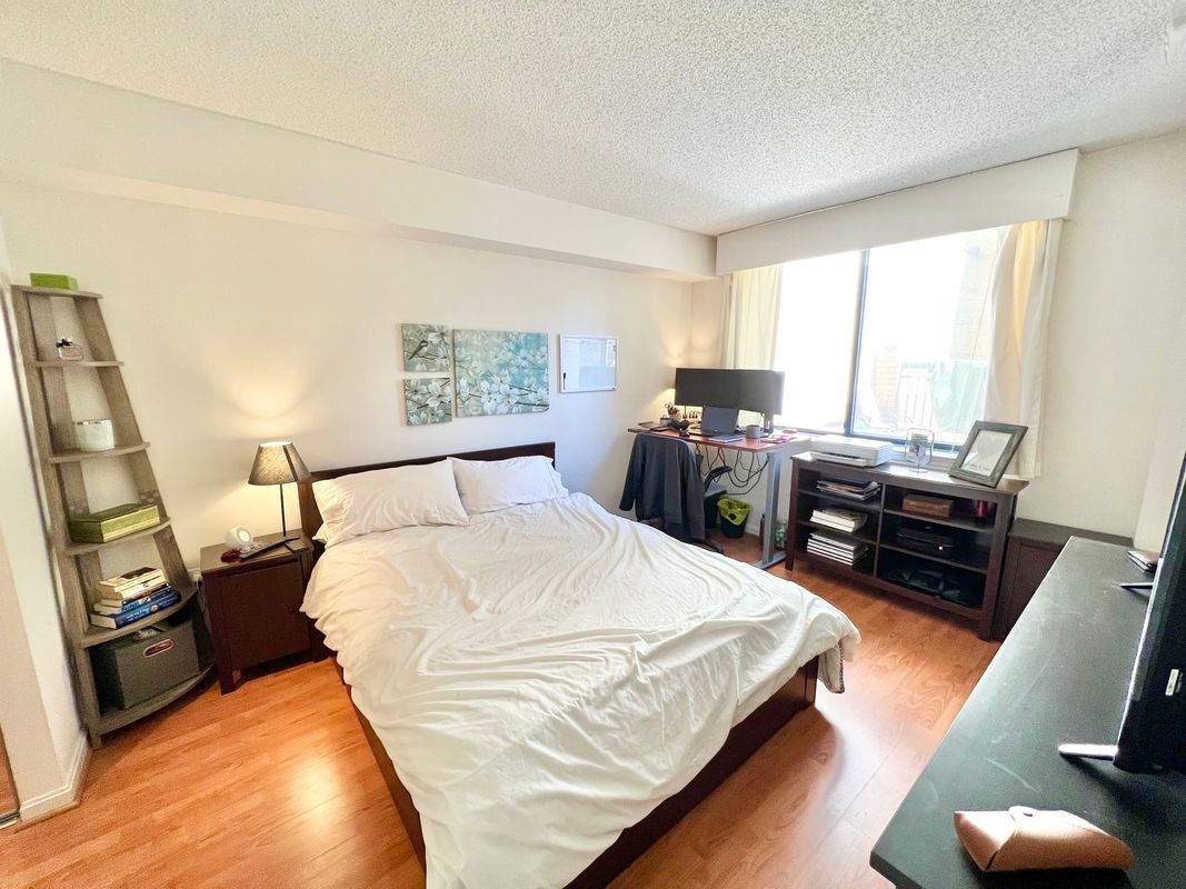 Building Photo - 3830 9th St N