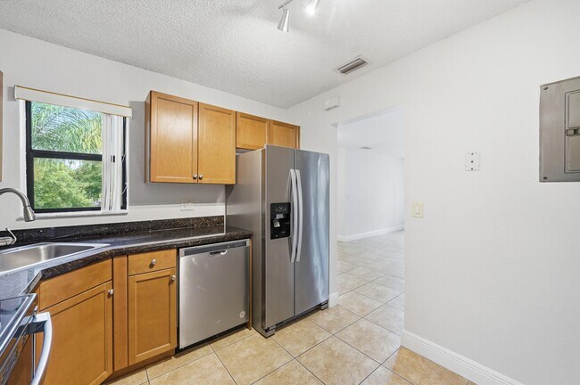 Building Photo - 2486 NW 49th Terrace