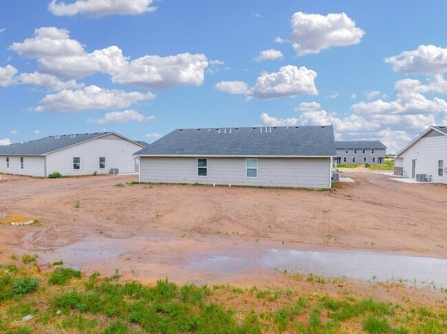 Building Photo - 2432 S Wheatland St