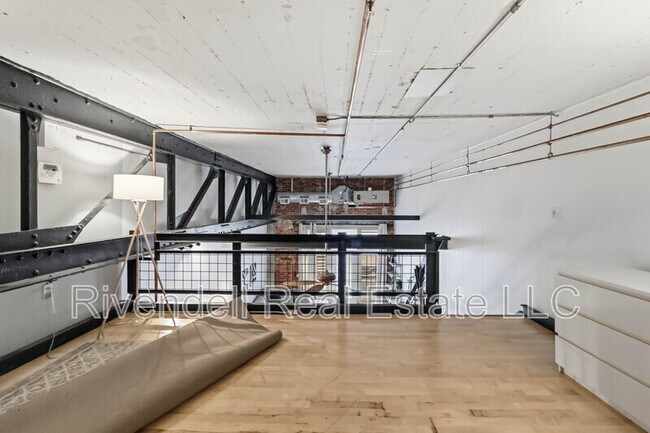 Building Photo - 1111 Osage St