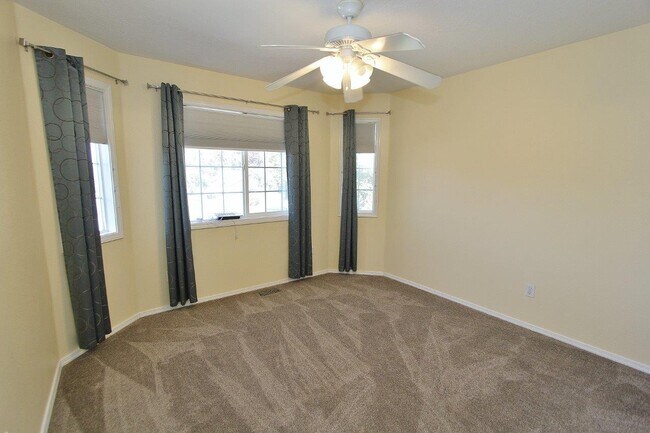 Building Photo - 2722 N Snow Goose Way