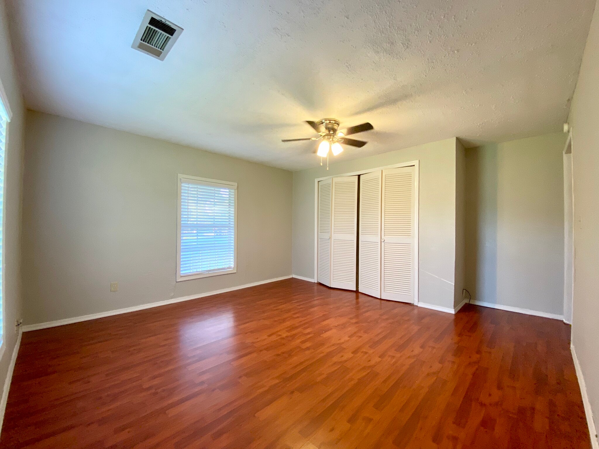 Building Photo - 2503 Ave G