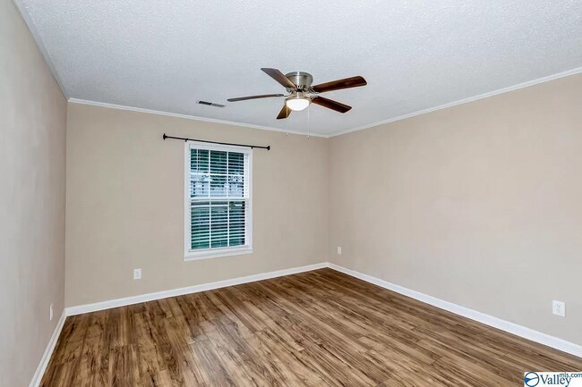 Building Photo - 13010 Coys Dr SE