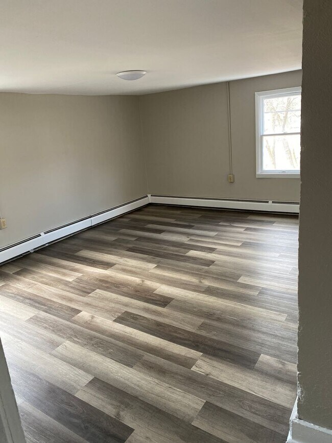 Building Photo - 2133-2135 Jackson St