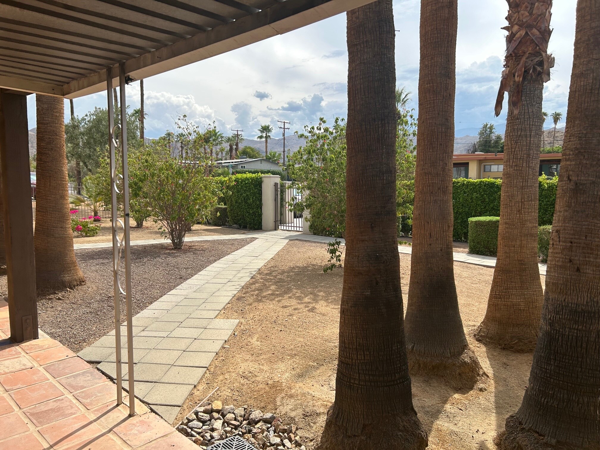 Building Photo - 37188 Melrose Dr