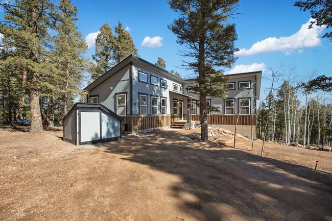 Building Photo - 69 Mt Powderhorn Rd