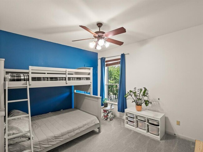 Building Photo - 11400 Archstone Dr