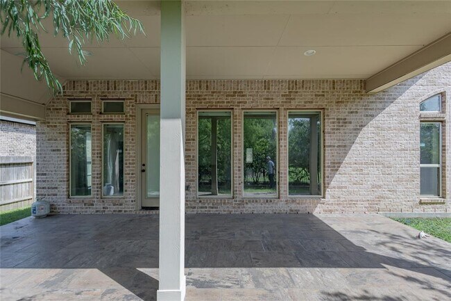 Building Photo - 11226 Dunstan Hill Dr