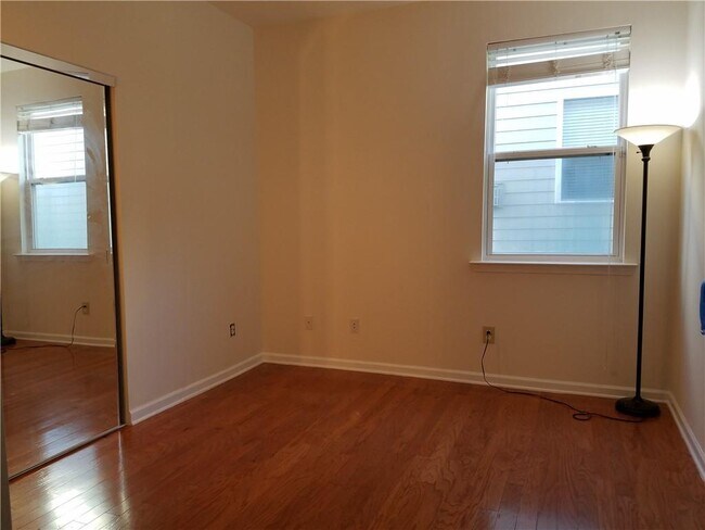 Building Photo - 479 Briarfield Xing NW
