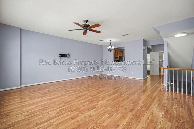 Building Photo - 15764 Castle Watch Ave