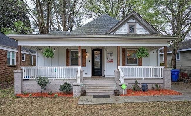 Primary Photo - 1130 Larosa Terrace SW