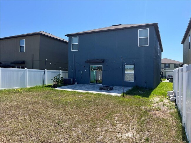 Building Photo - 241 Argyll Dr