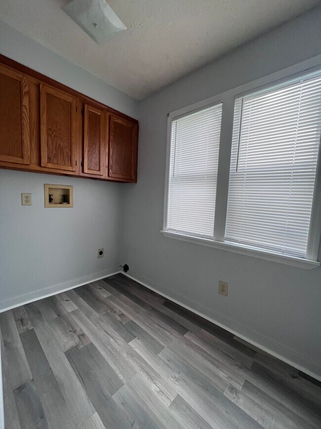 Building Photo - Brown Investments Duplex