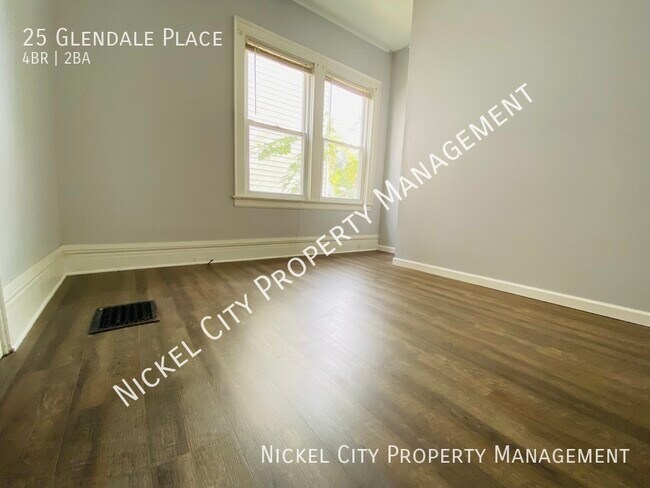 Building Photo - Beautiful 4 bedroom + Office Victorian Sty...