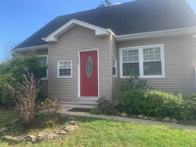 Building Photo - 1560 Whittier Ave