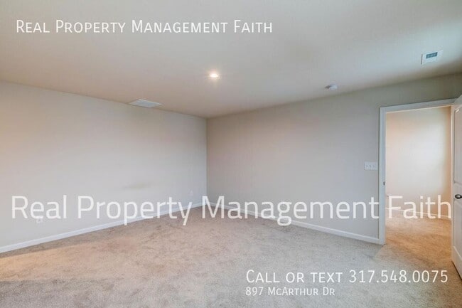 Building Photo - 897 McArthur Dr