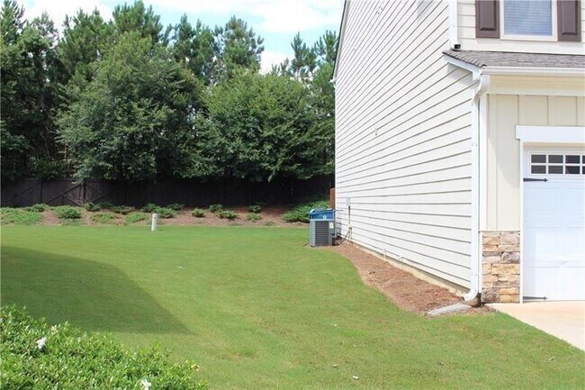 Building Photo - 6065 Apple Rose Dr