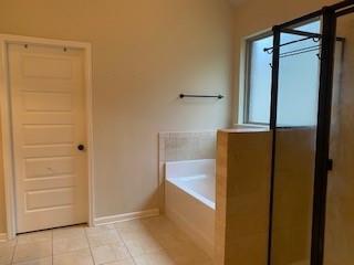 Building Photo - 8418 Members Dr